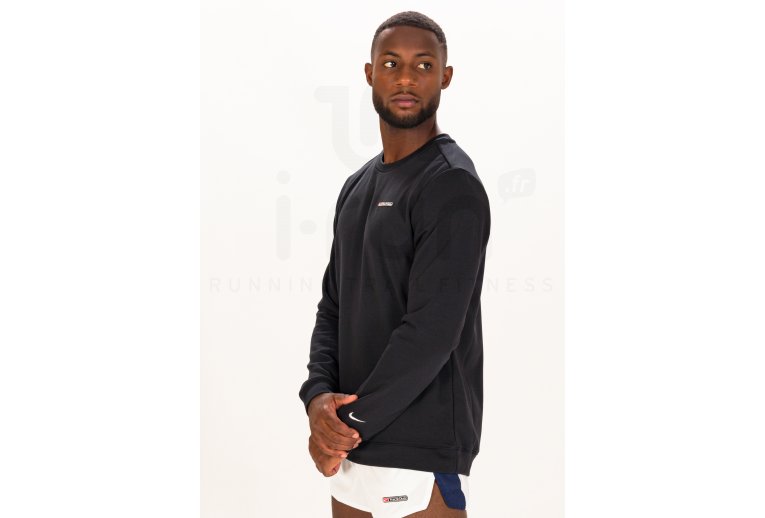 Nike Track Club M
