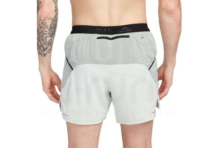 Nike pantal�n corto Trail Second Sunrise