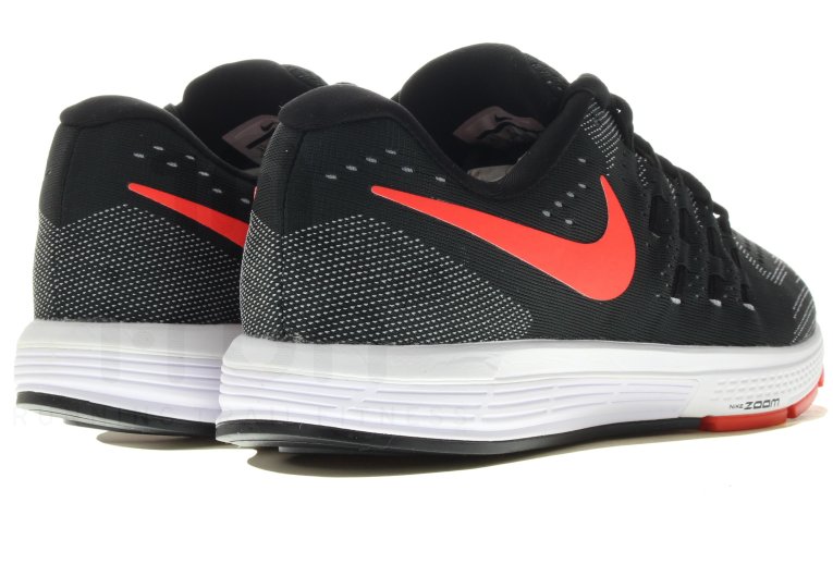 Nike Vomero 11