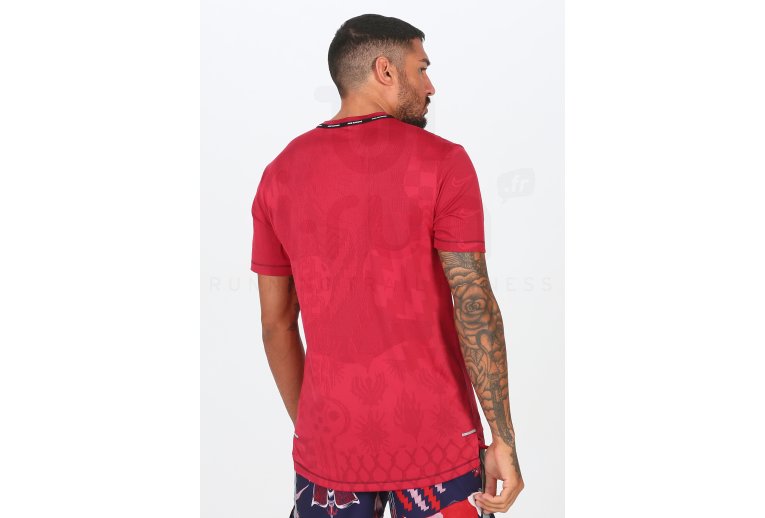 Nike camiseta manga corta Wild Run TechKnit