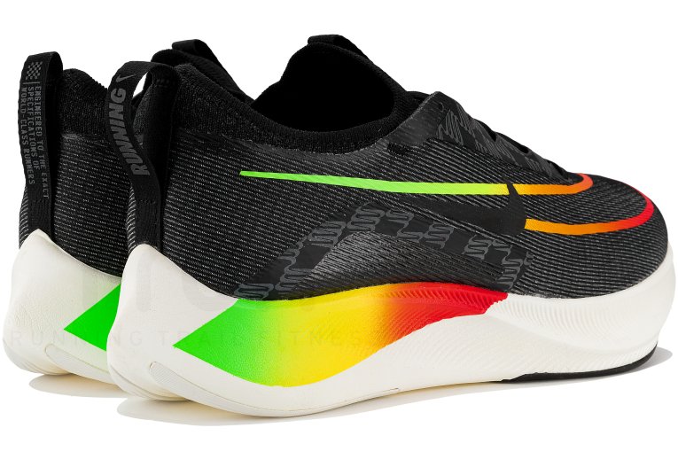Nike Zoom Fly 4