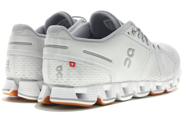 On-Running Cloud Damen