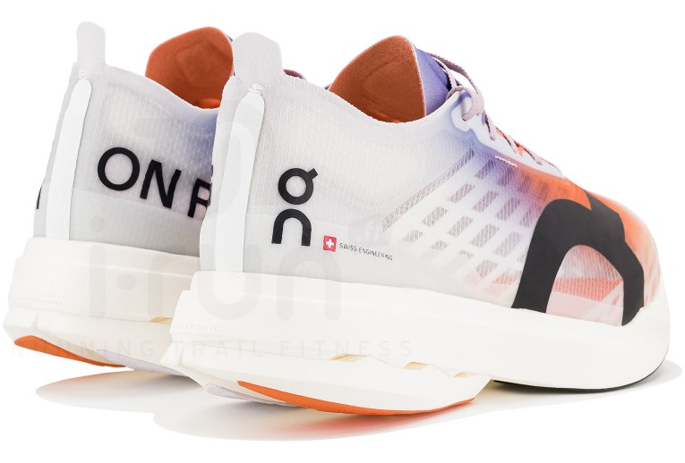 On-Running Cloudboom Strike Herren