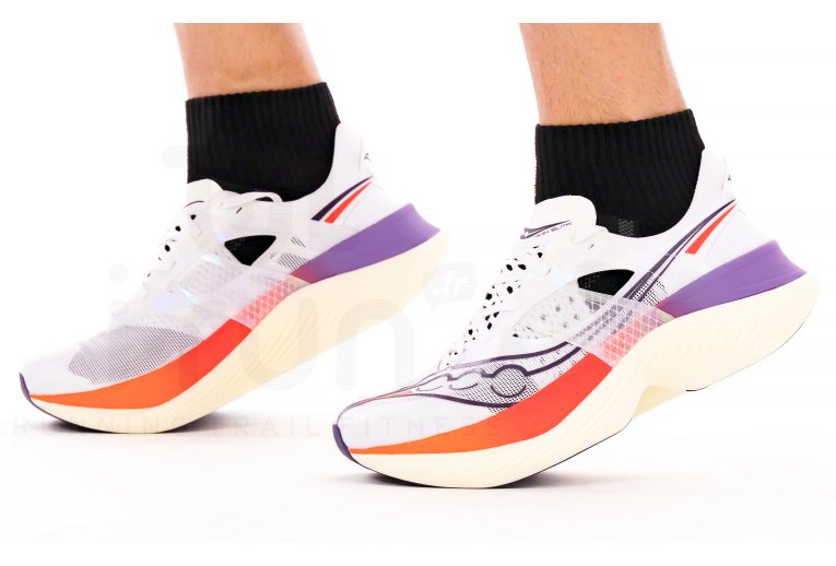 Saucony Endorphin Elite M