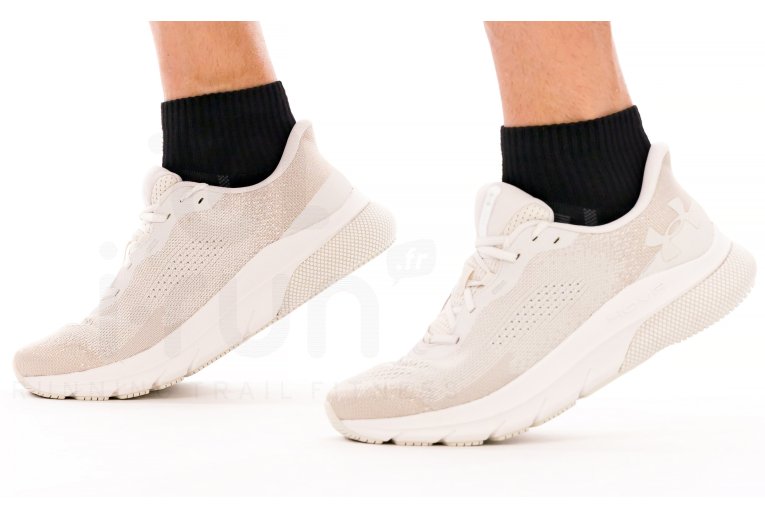 Under Armour HOVR Turbulence 2