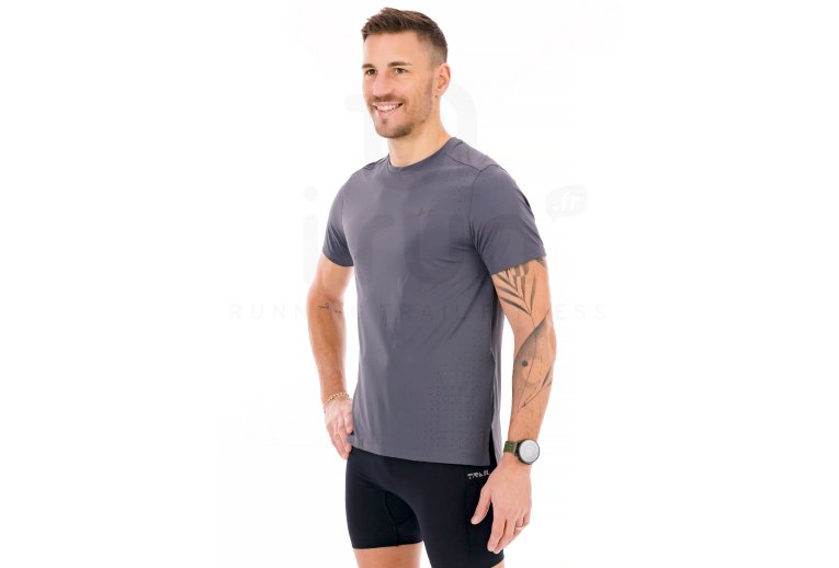 Under Armour Launch Elite