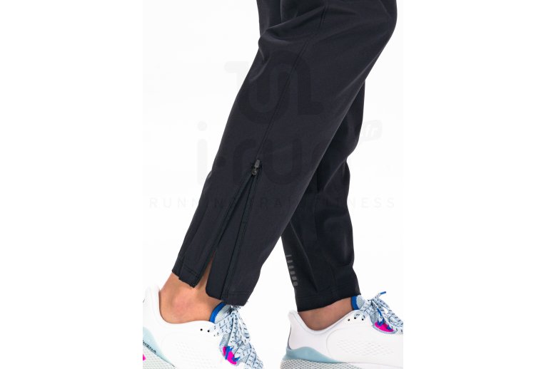 Under Armour OutRun The Storm Damen